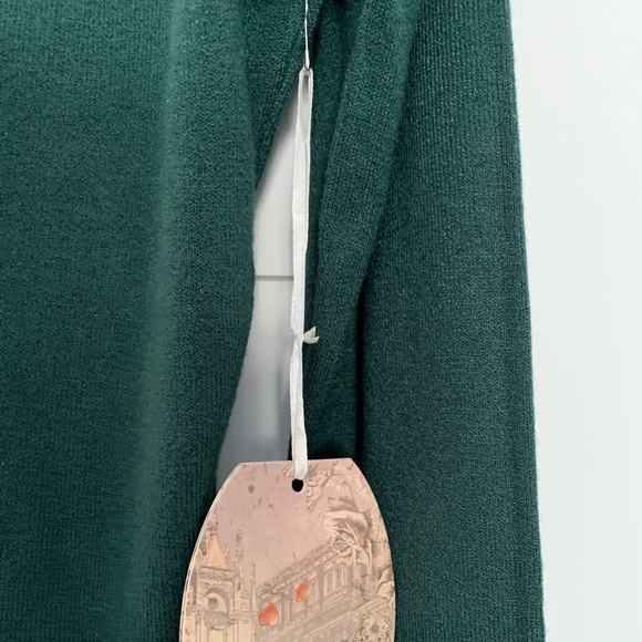 Forest Green Soft Sweater New - Picture 4 of 5